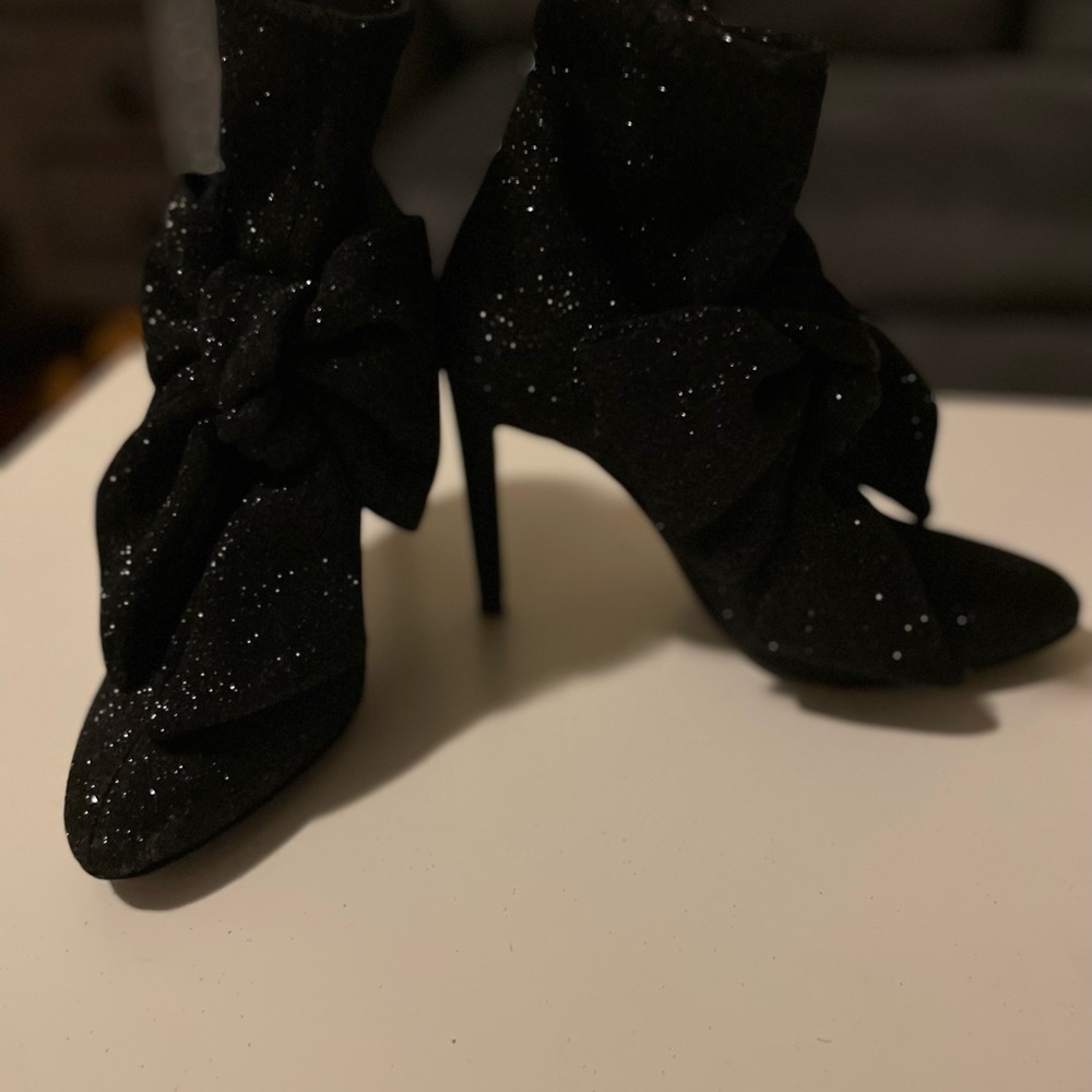 Elegant Black Glitter Ankle Boots